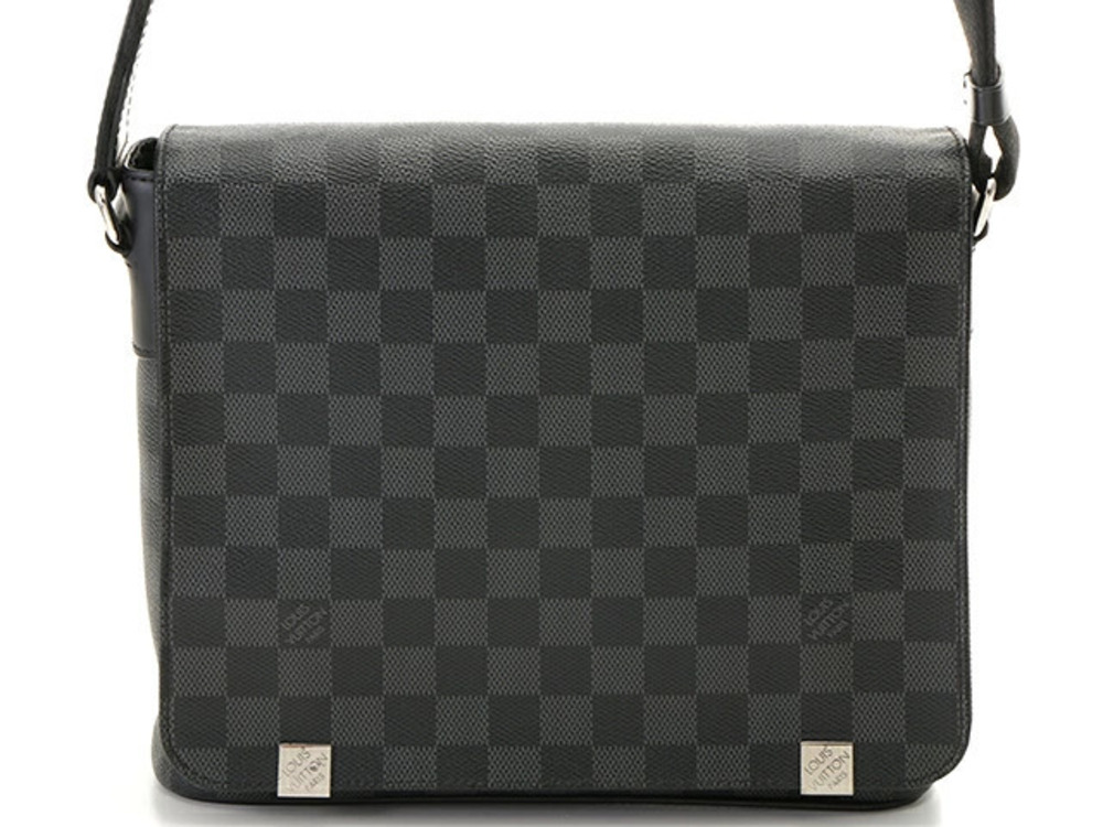 LOUIS VUITTON District NM Shoulder Bag Graphite Black